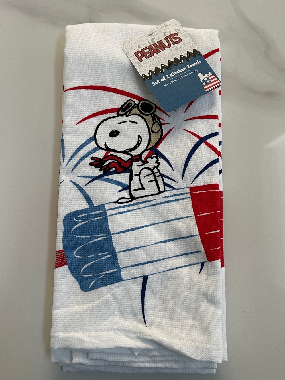 Peanuts NWT 2-Pack Snoopy Towel Set